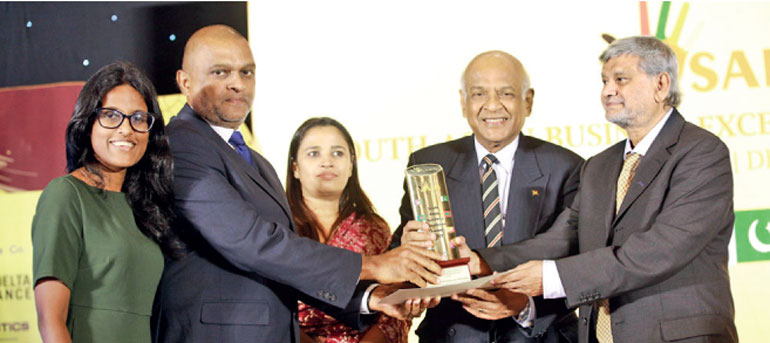 SLTC Research University recognised with ‘South Asian Business Excellence Award’ at South Asian partnership summit in Dhaka